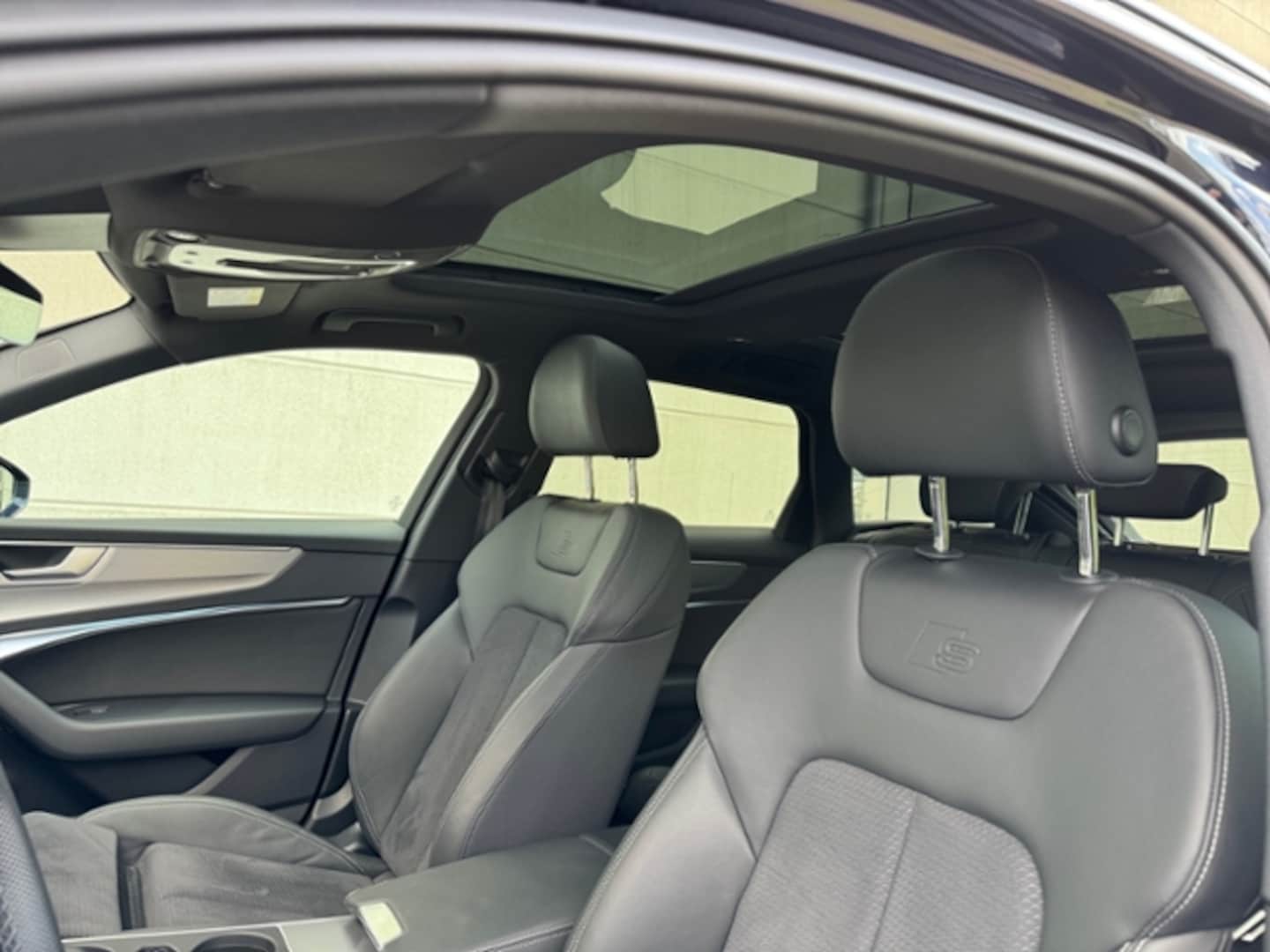 Bild über Audi S6 Avant TDI quattro tiptronic - für weitere Informationen kontaktieren Sie den Audi Partner