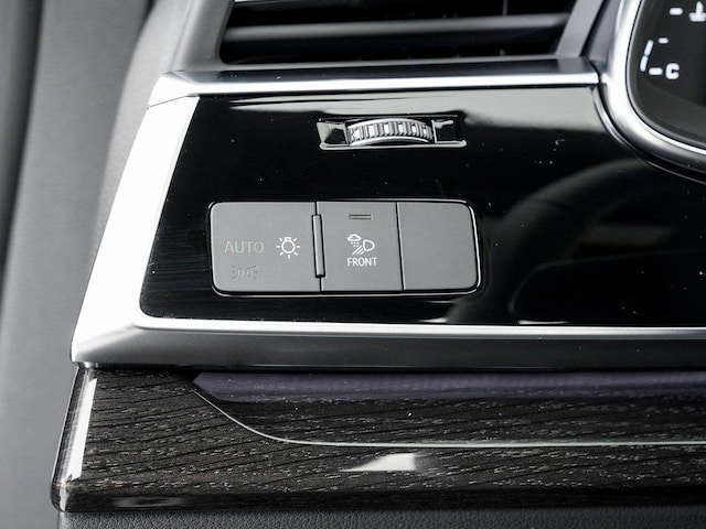 2025 Audi Q8 Premium Plus - Photo 10