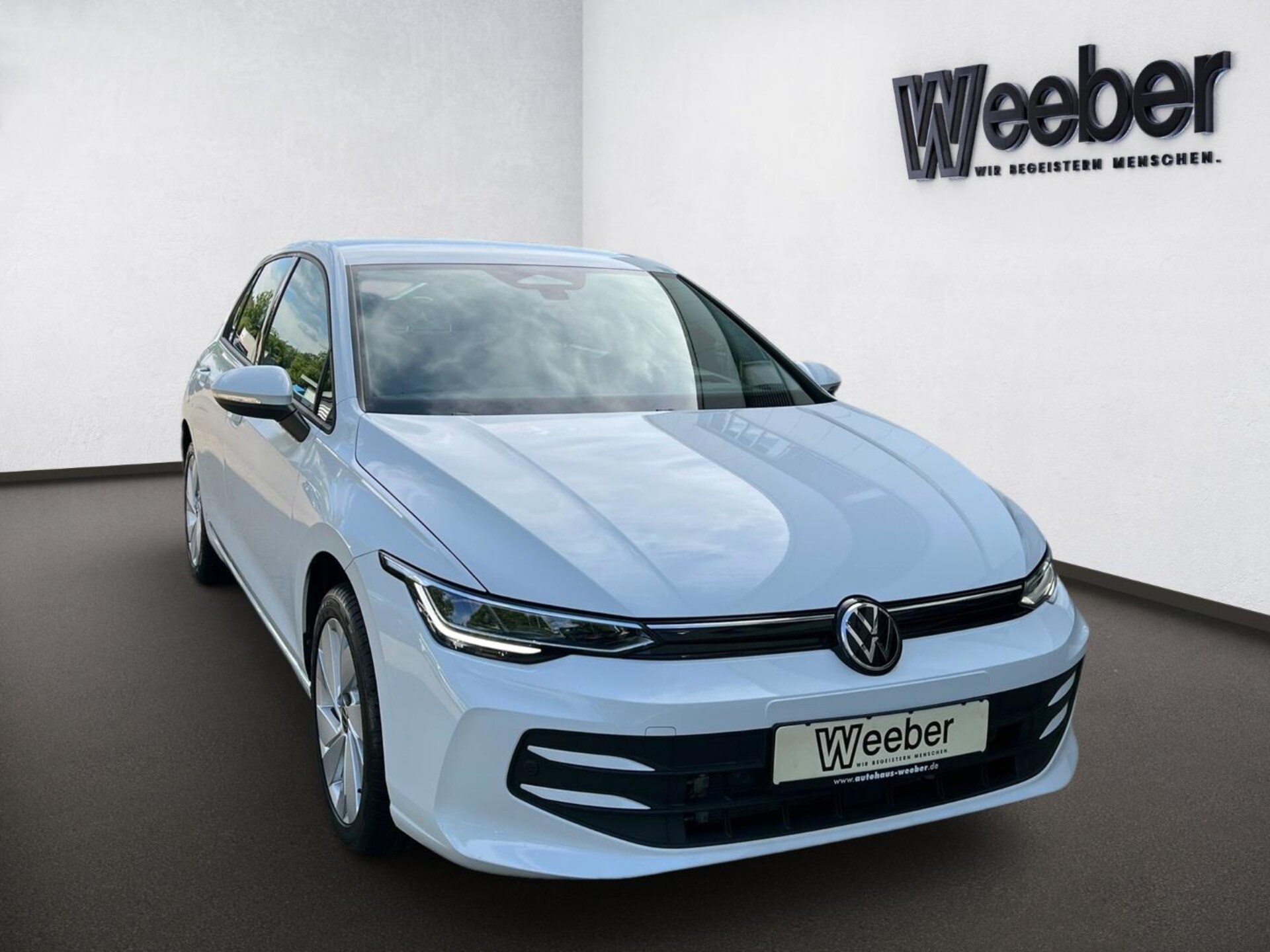 Volkswagen Golf Life