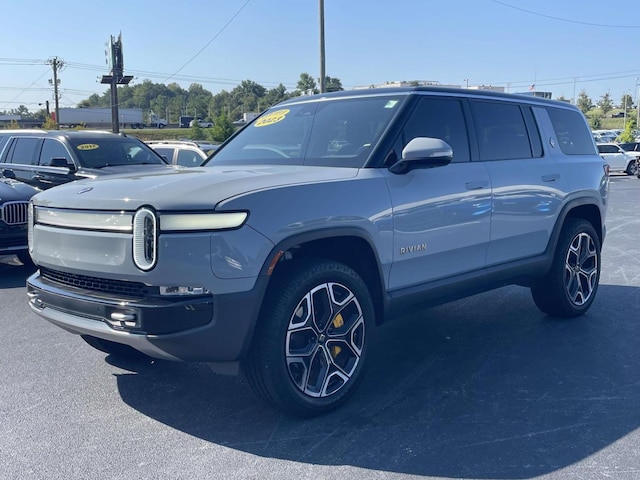 2023 Rivian R1S