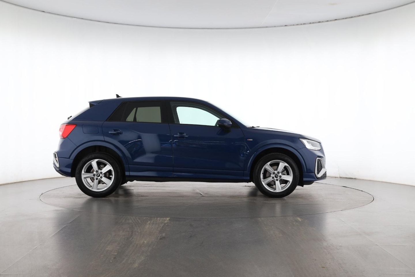 Bild über Audi Q2 S line 30 TFSI Schaltgetriebe - für weitere Informationen kontaktieren Sie den Audi Partner
