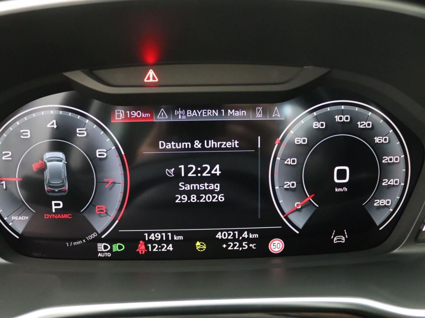 Bild über Audi Q3 S line 40 TFSI quattro S tronic - für weitere Informationen kontaktieren Sie den Audi Partner
