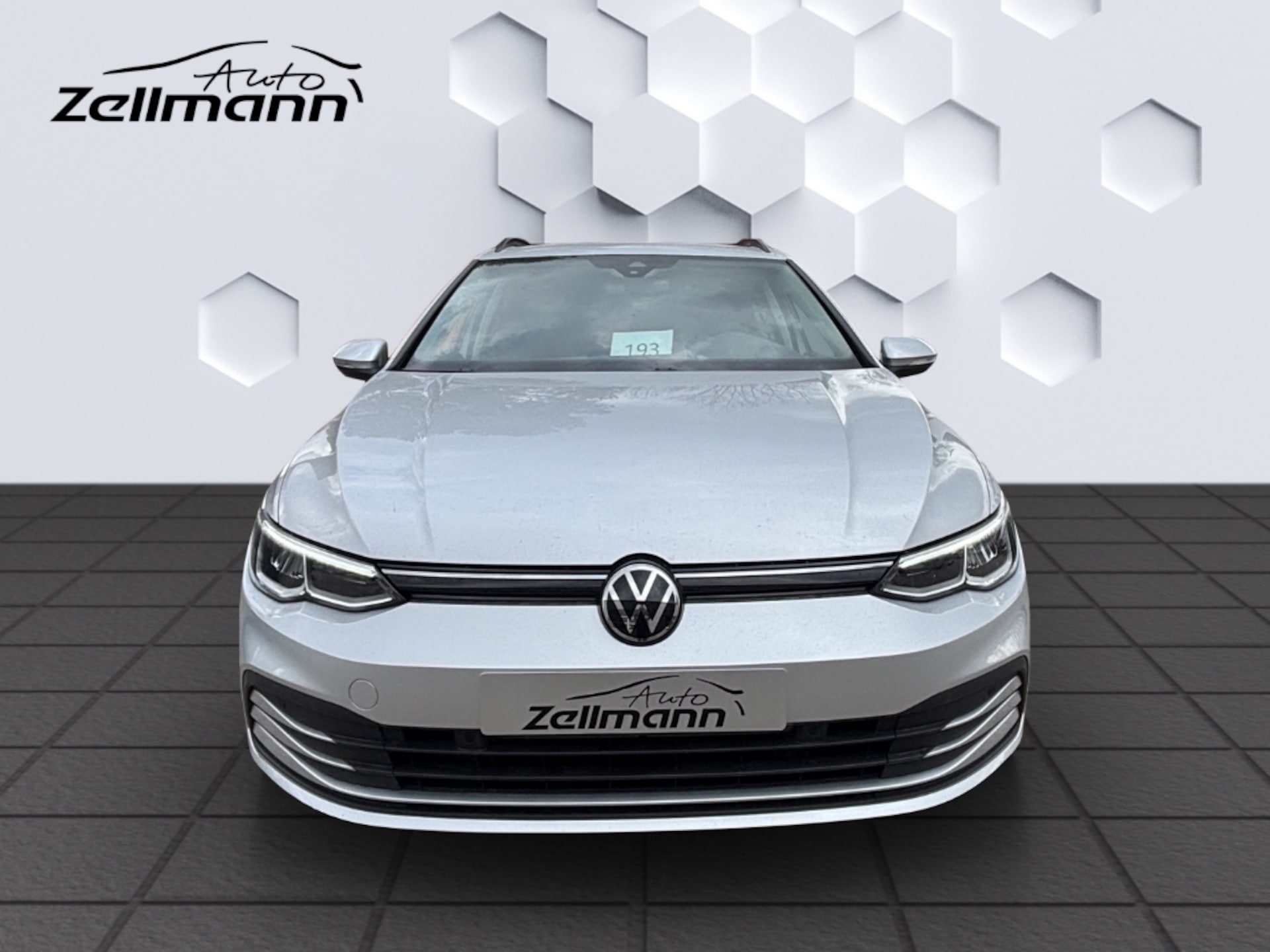 Volkswagen Golf Variant Life