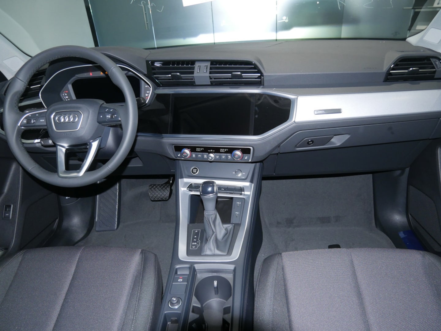 Bild über Audi Q3 TFSI 110 kW S tronic - für weitere Informationen kontaktieren Sie den Audi Partner