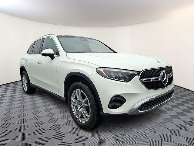 2023 Mercedes-Benz GLC