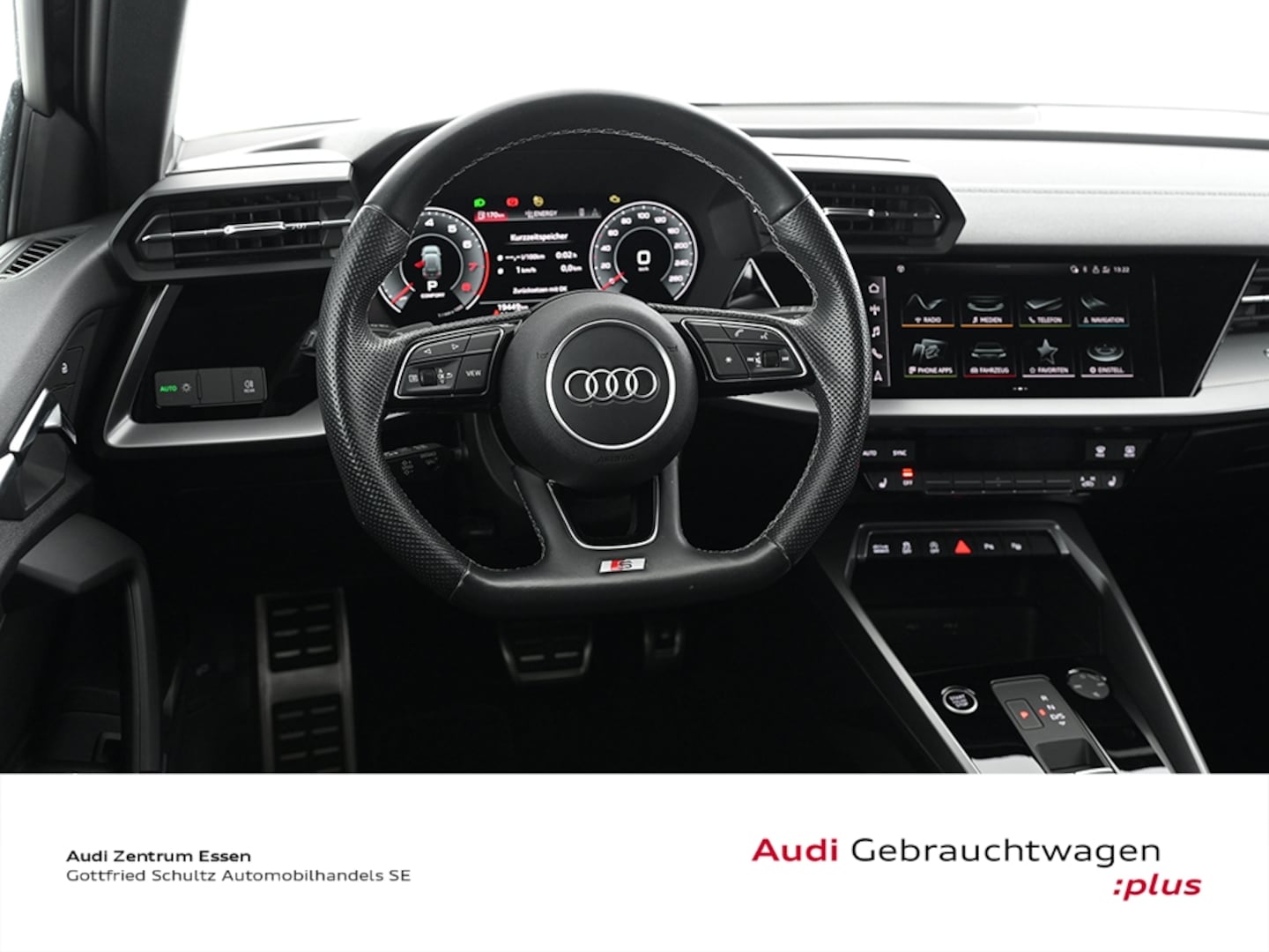 Bild über Audi A3 Sportback S line 35 TFSI S tronic - für weitere Informationen kontaktieren Sie den Audi Partner