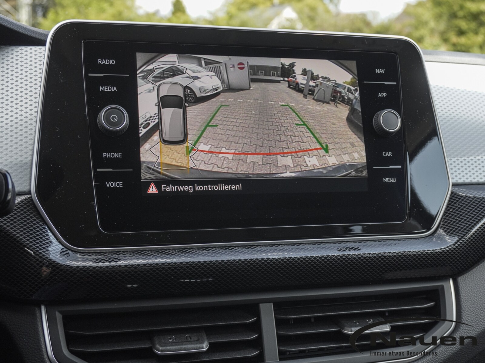 Volkswagen T-Cross – Bild 12