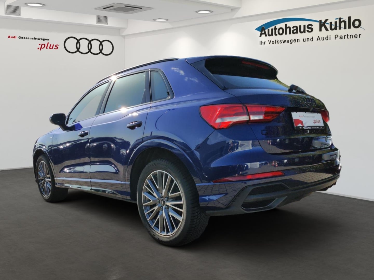Bild über Audi Q3 S line 40 TFSI quattro S tronic - für weitere Informationen kontaktieren Sie den Audi Partner