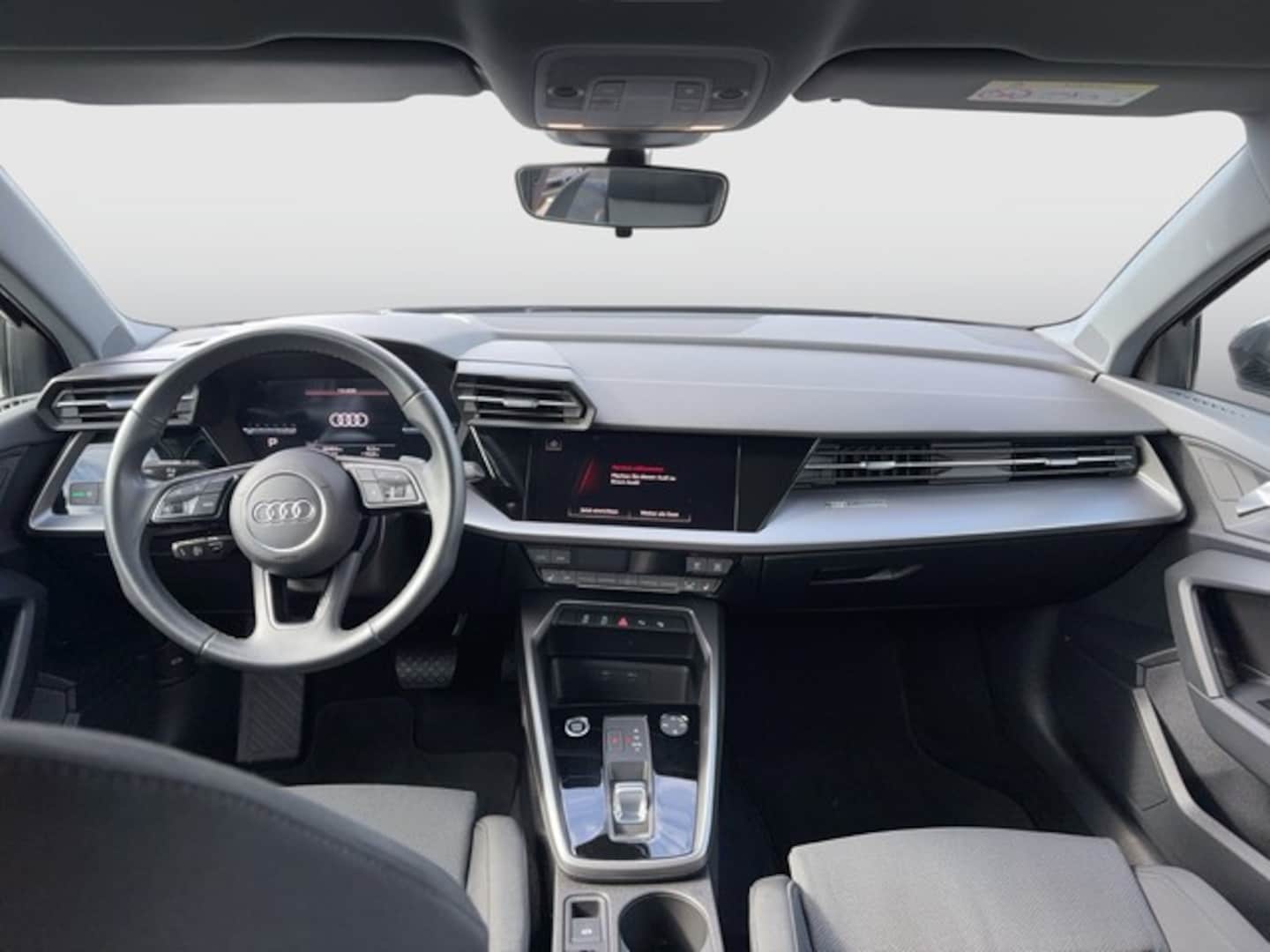 Bild über Audi A3 Sportback 30 TDI S tronic - für weitere Informationen kontaktieren Sie den Audi Partner