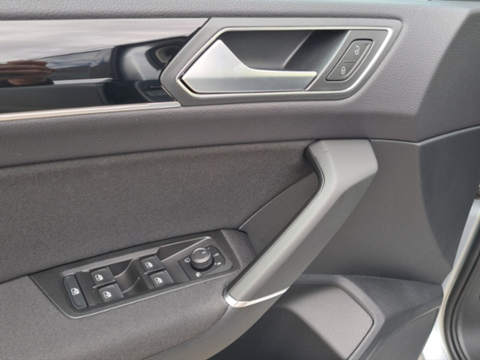 Volkswagen Touran – Bild 11