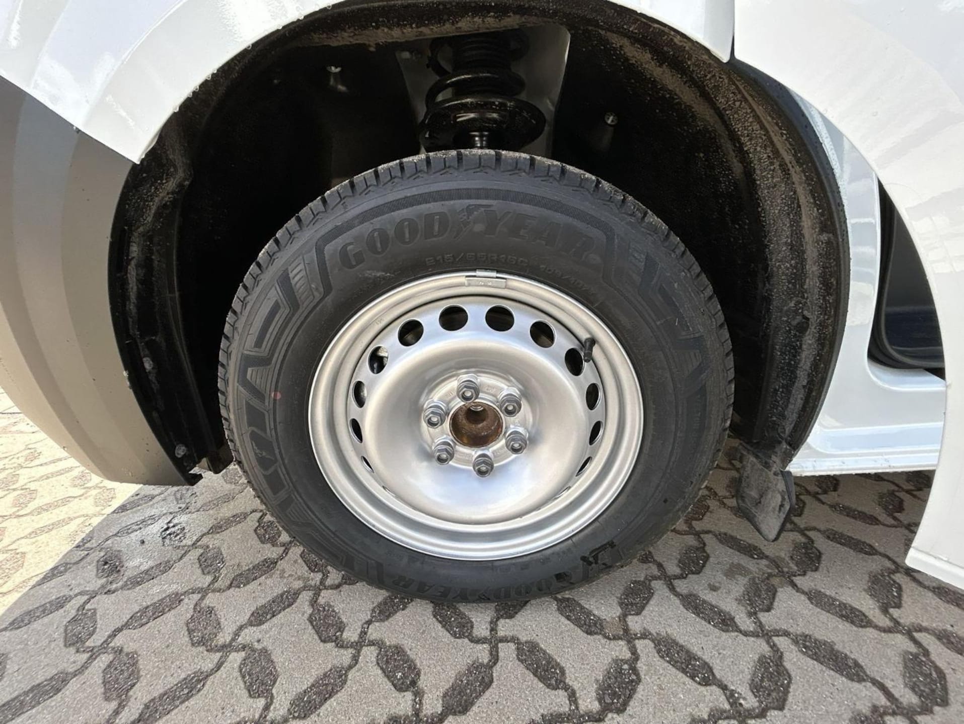 Volkswagen Transporter Kasten kurzer Radstand