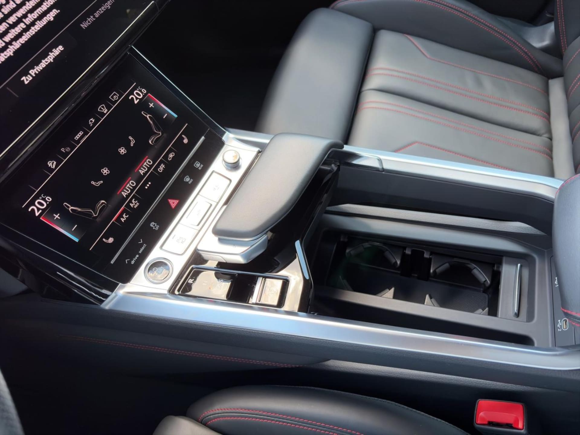 Audi Q8 e-tron S line