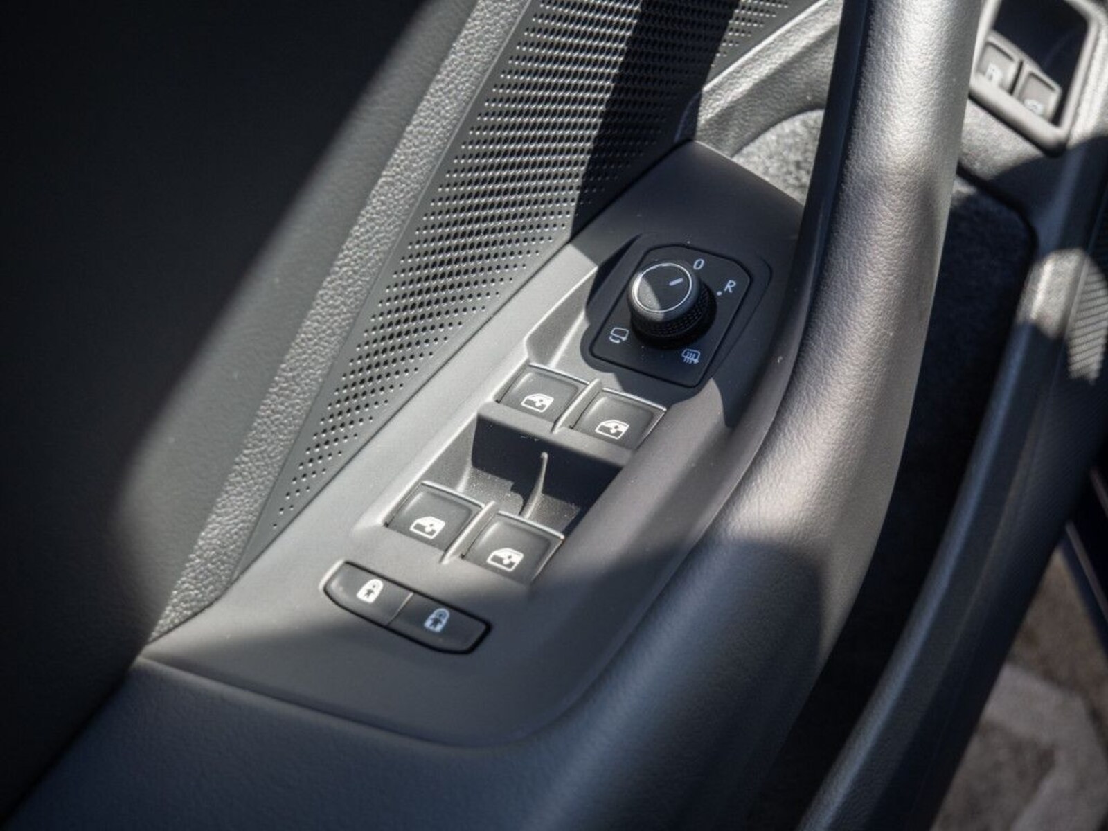 Volkswagen Passat – Bild 18