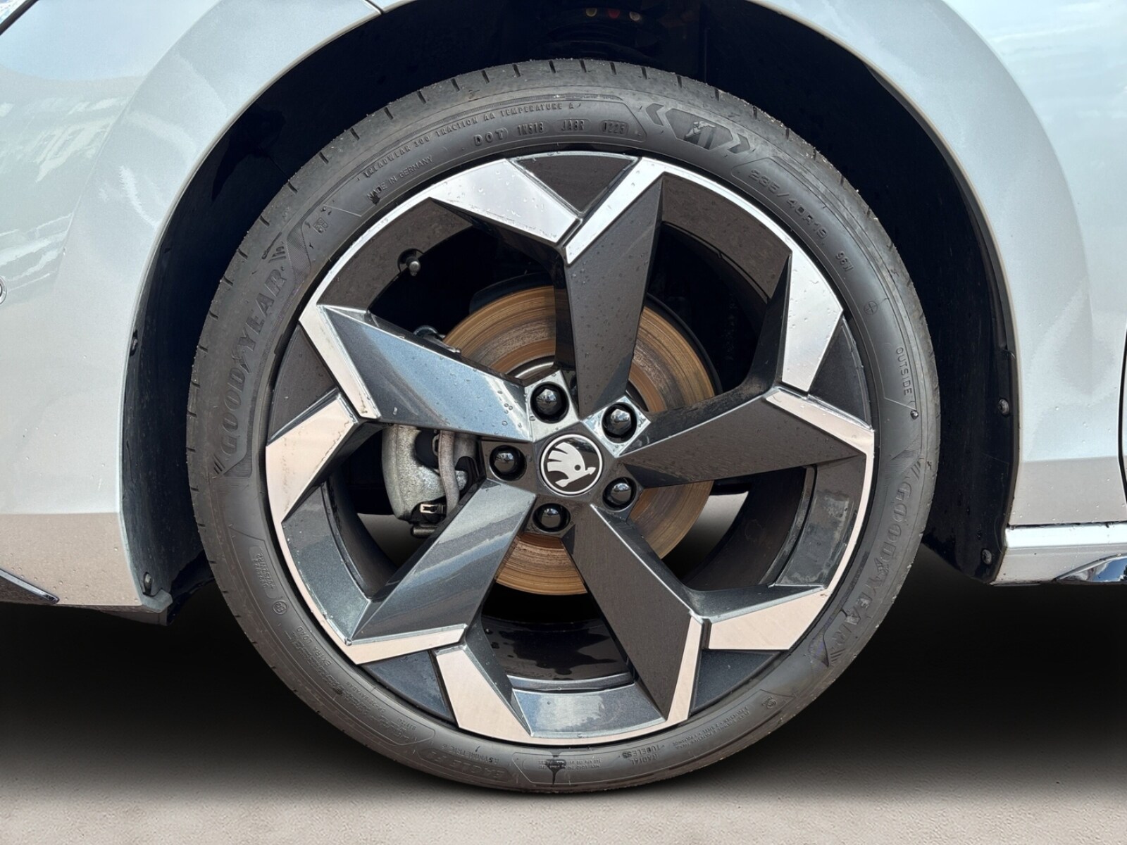 Škoda Superb Combi – Bild 7