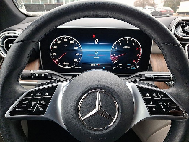 2023 Mercedes-Benz GLC GLC 300 - Photo 21