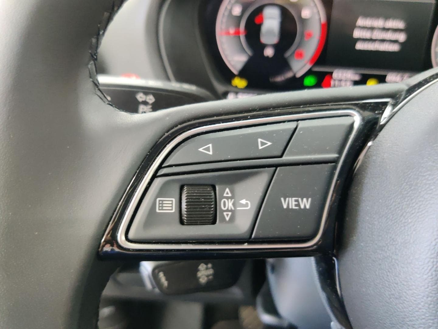 Bild über Audi Q2 advanced 30 TFSI Schaltgetriebe - für weitere Informationen kontaktieren Sie den Audi Partner