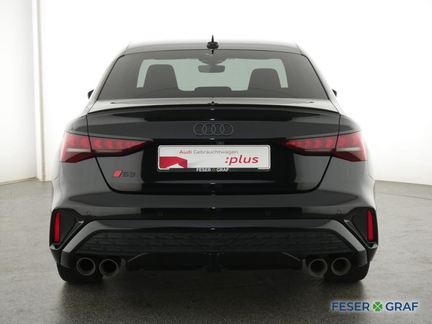 Bild über Audi S3 Limousine TFSI quattro S tronic - für weitere Informationen kontaktieren Sie den Audi Partner
