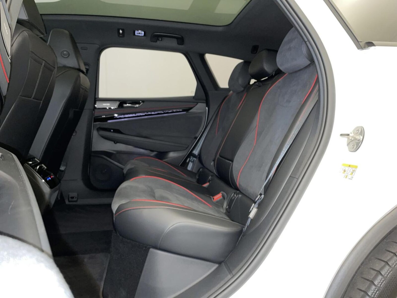 Volkswagen ID.7 Tourer – Bild 8