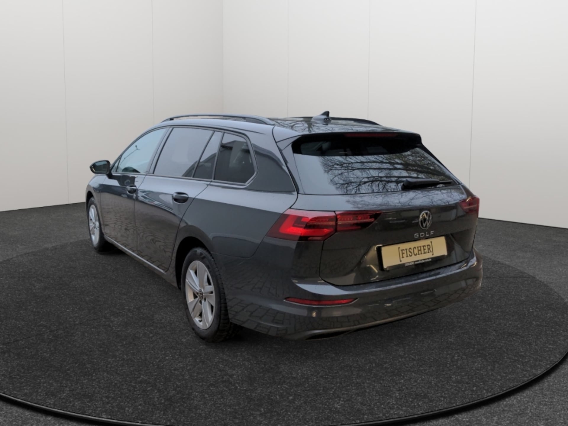 Volkswagen Golf Variant Life
