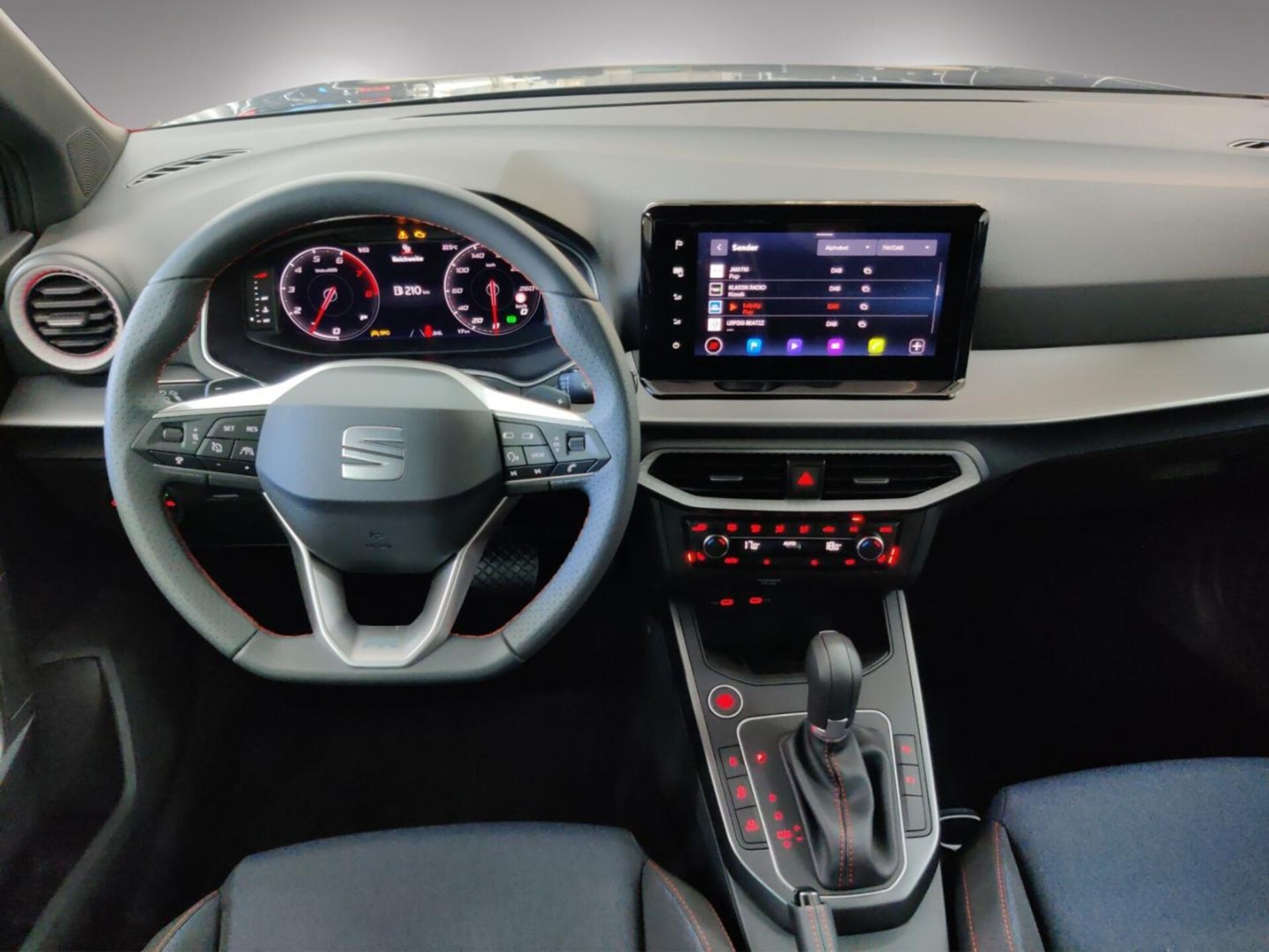 SEAT Arona FR