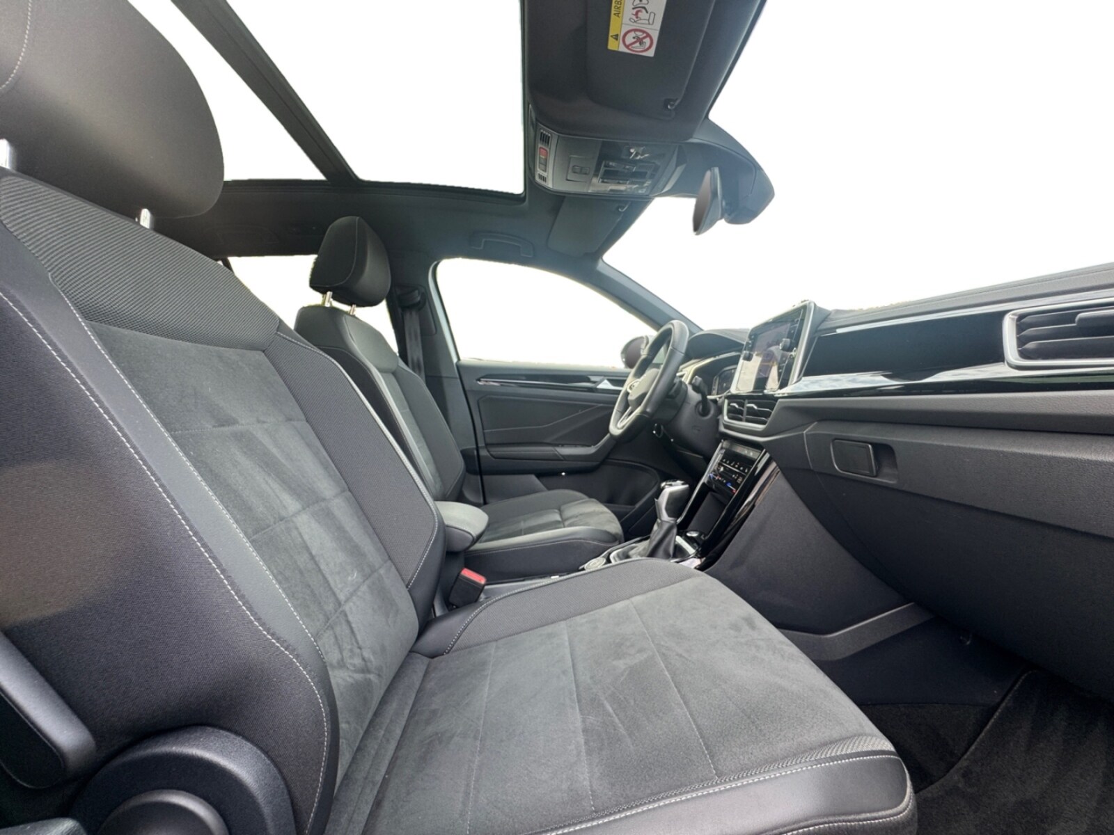 Volkswagen T-Roc – Bild 15