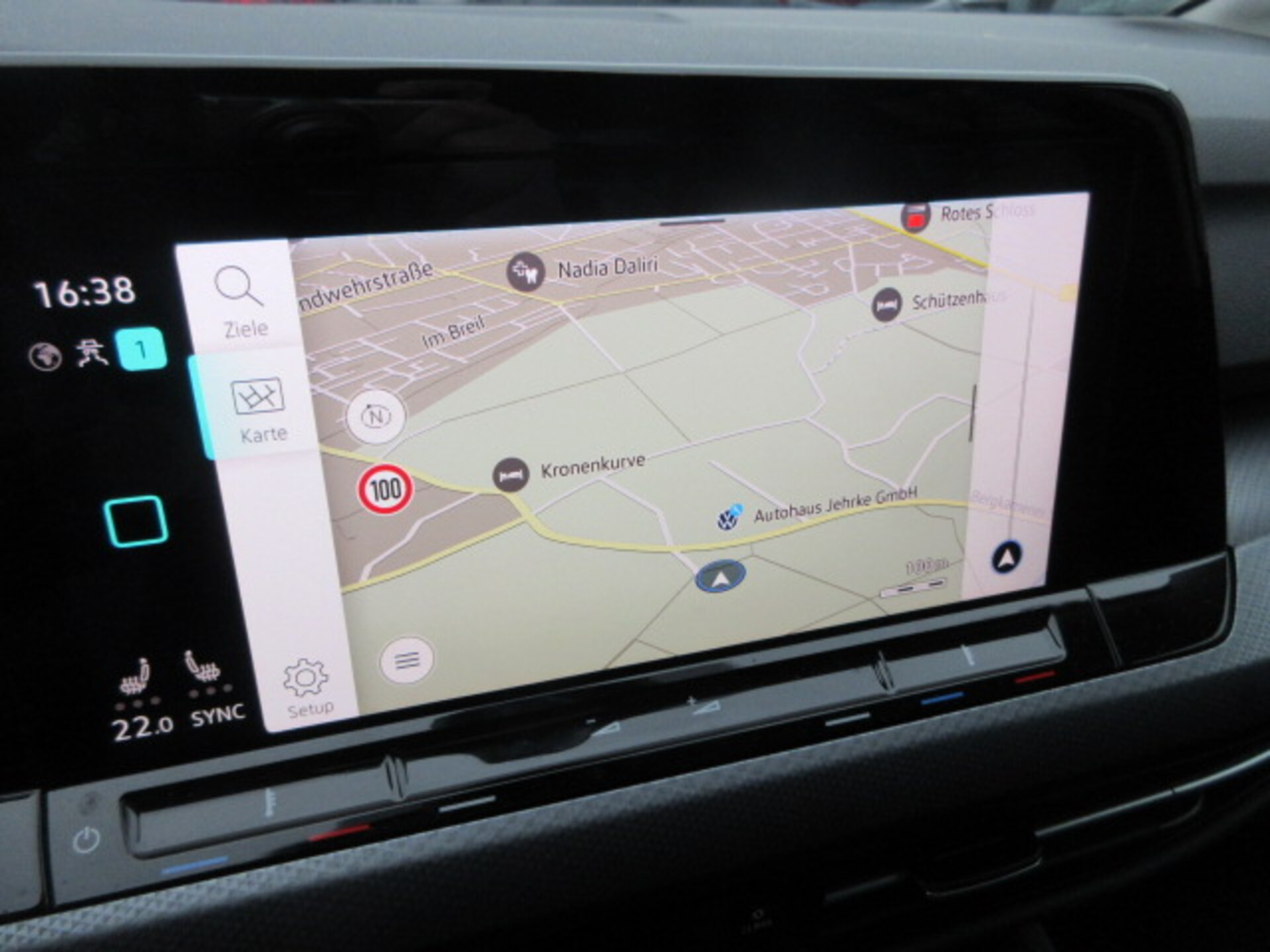 Volkswagen Golf Active