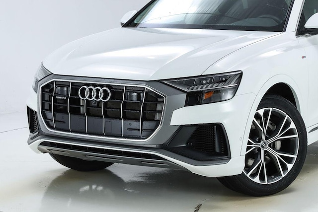 2023 Audi Q8