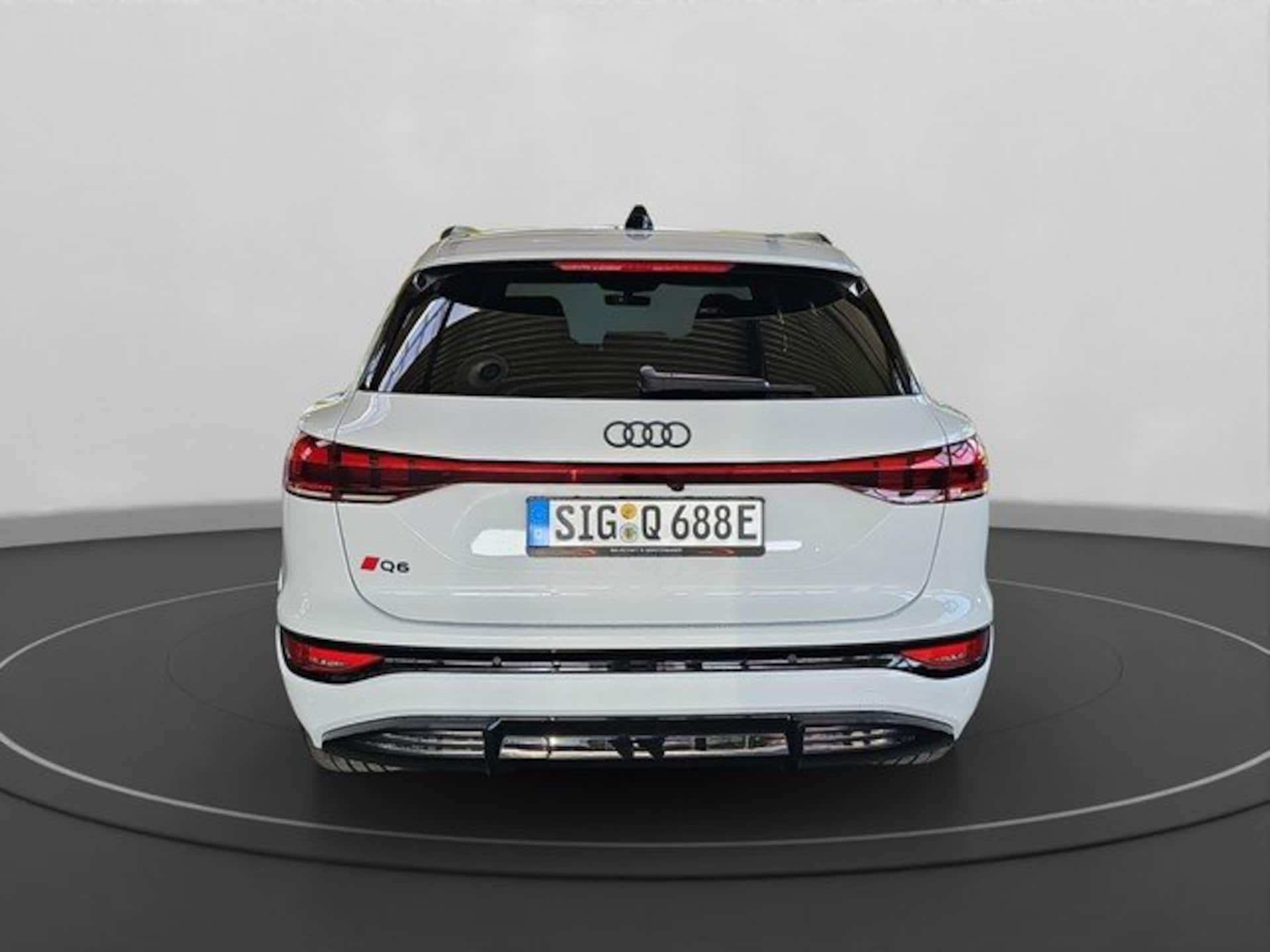 Audi Q6 SUV e-tron