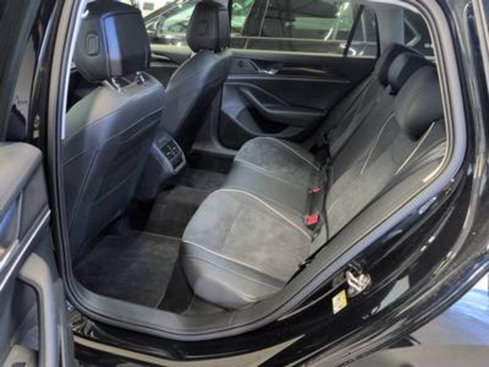 Volkswagen Passat – Bild 7