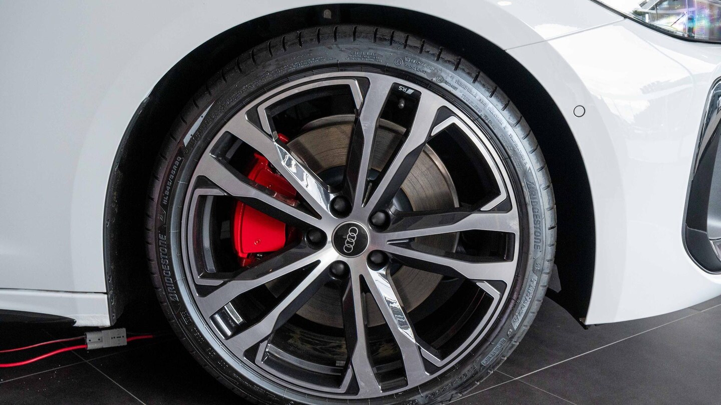 Image about Audi A5 Avant TFSI e e-hybrid quattro 270 kW S tronic