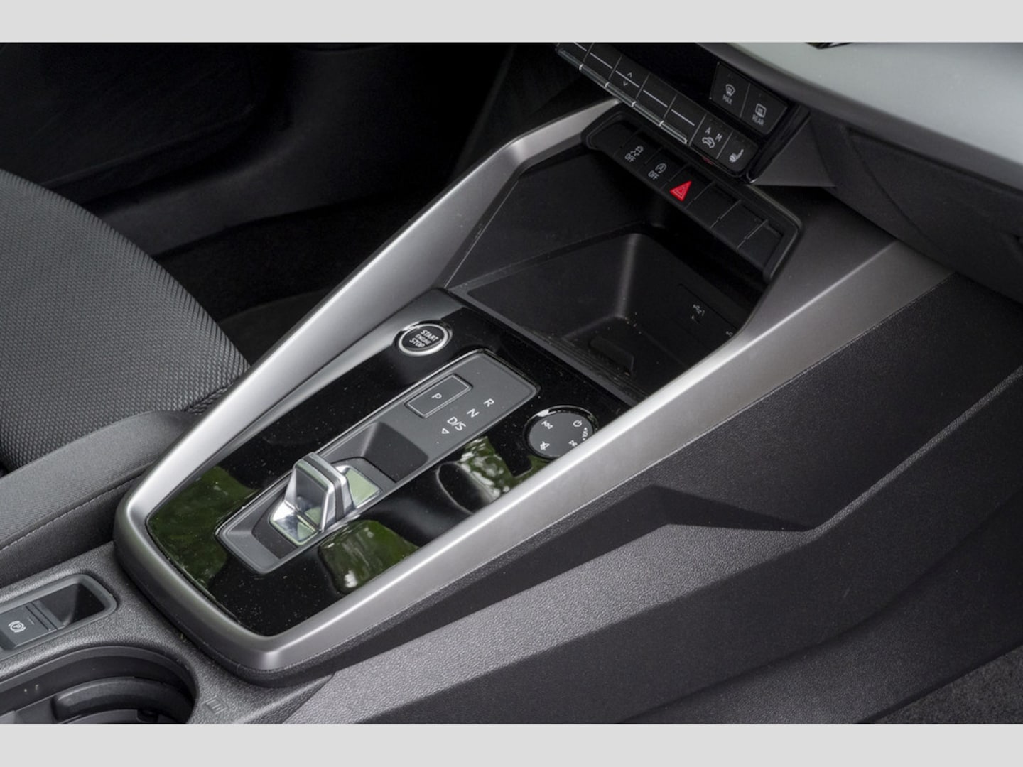 Bild über Audi A3 Sportback advanced 30 TFSI S tronic - für weitere Informationen kontaktieren Sie den Audi Partner
