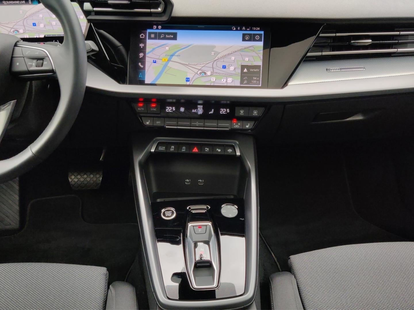 Bild über Audi A3 Sportback S line 35 TFSI S tronic - für weitere Informationen kontaktieren Sie den Audi Partner