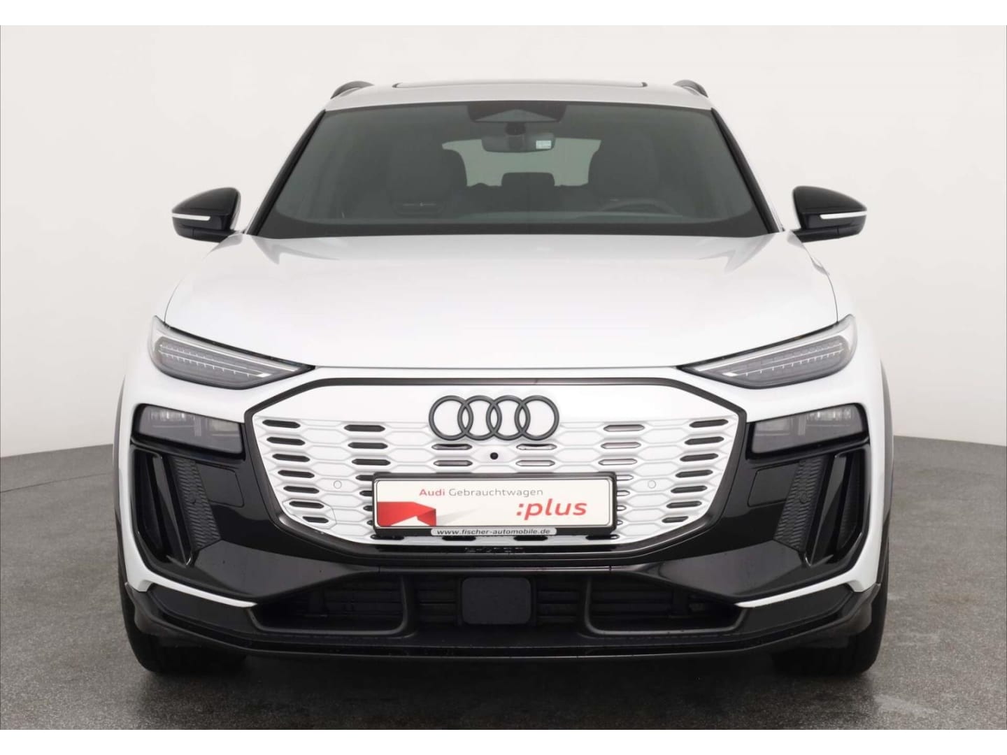 Bild über Audi SQ6 SUV e-tron e-tron quattro - für weitere Informationen kontaktieren Sie den Audi Partner