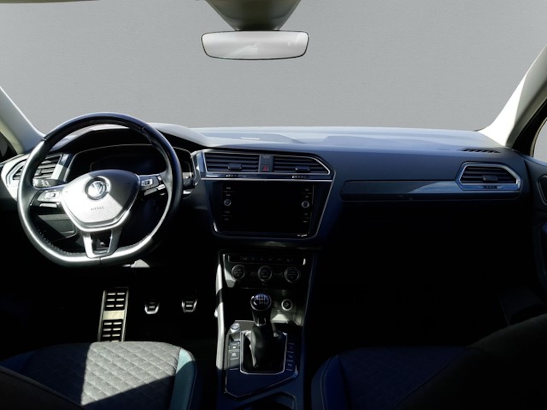 Volkswagen Tiguan IQ.DRIVE