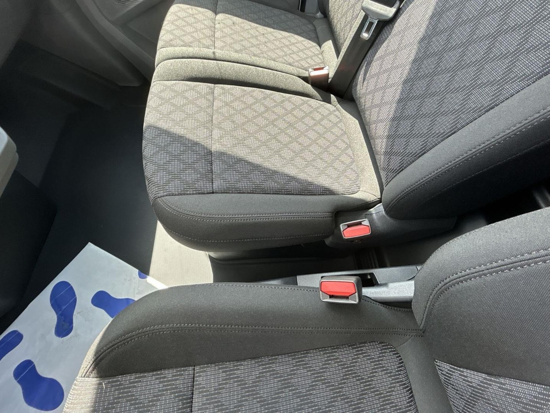 Volkswagen Transporter Kasten kurzer Radstand