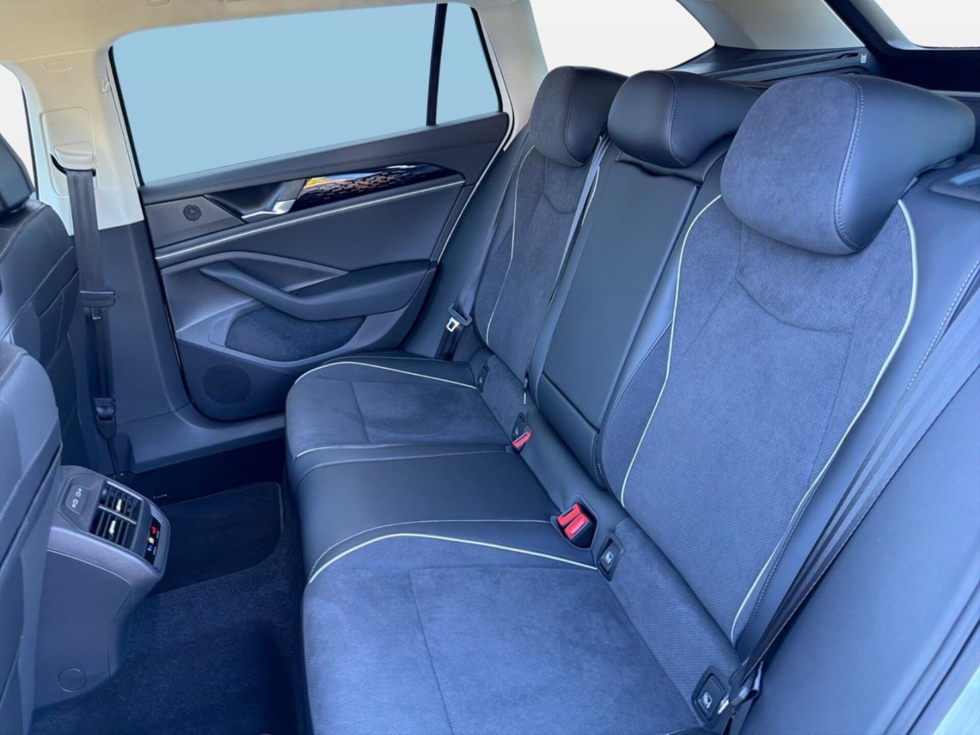 Volkswagen Passat Business