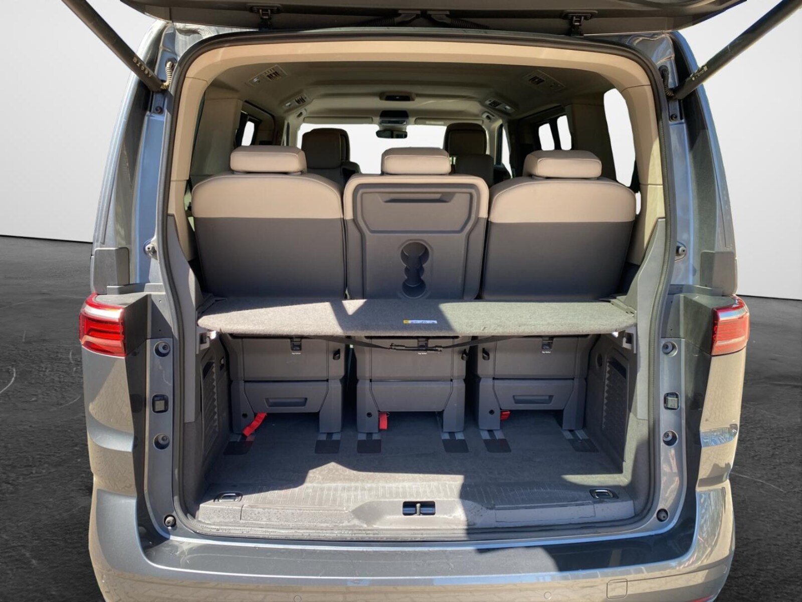 Volkswagen Multivan – Bild 13
