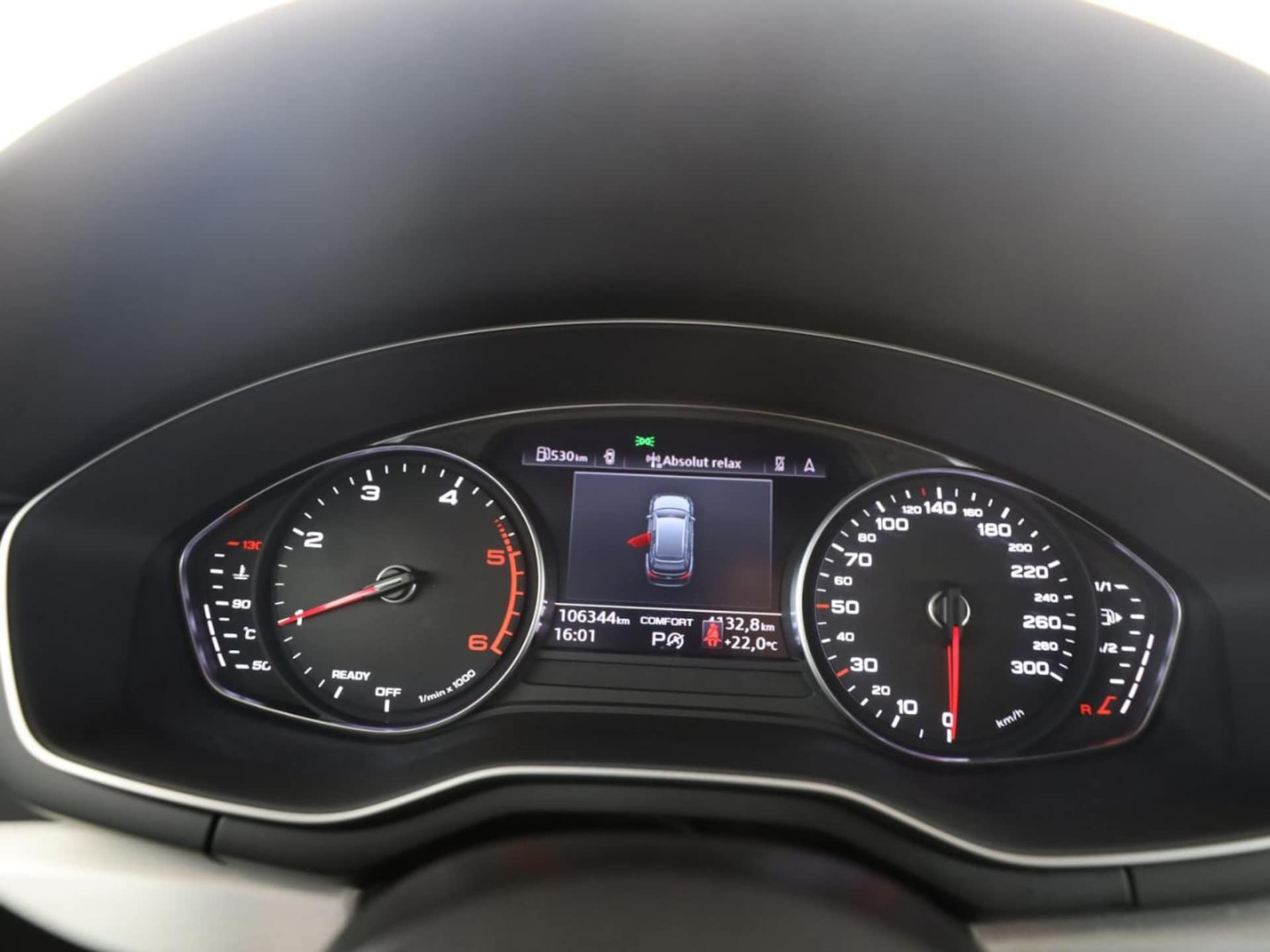Audi A4 Avant S line