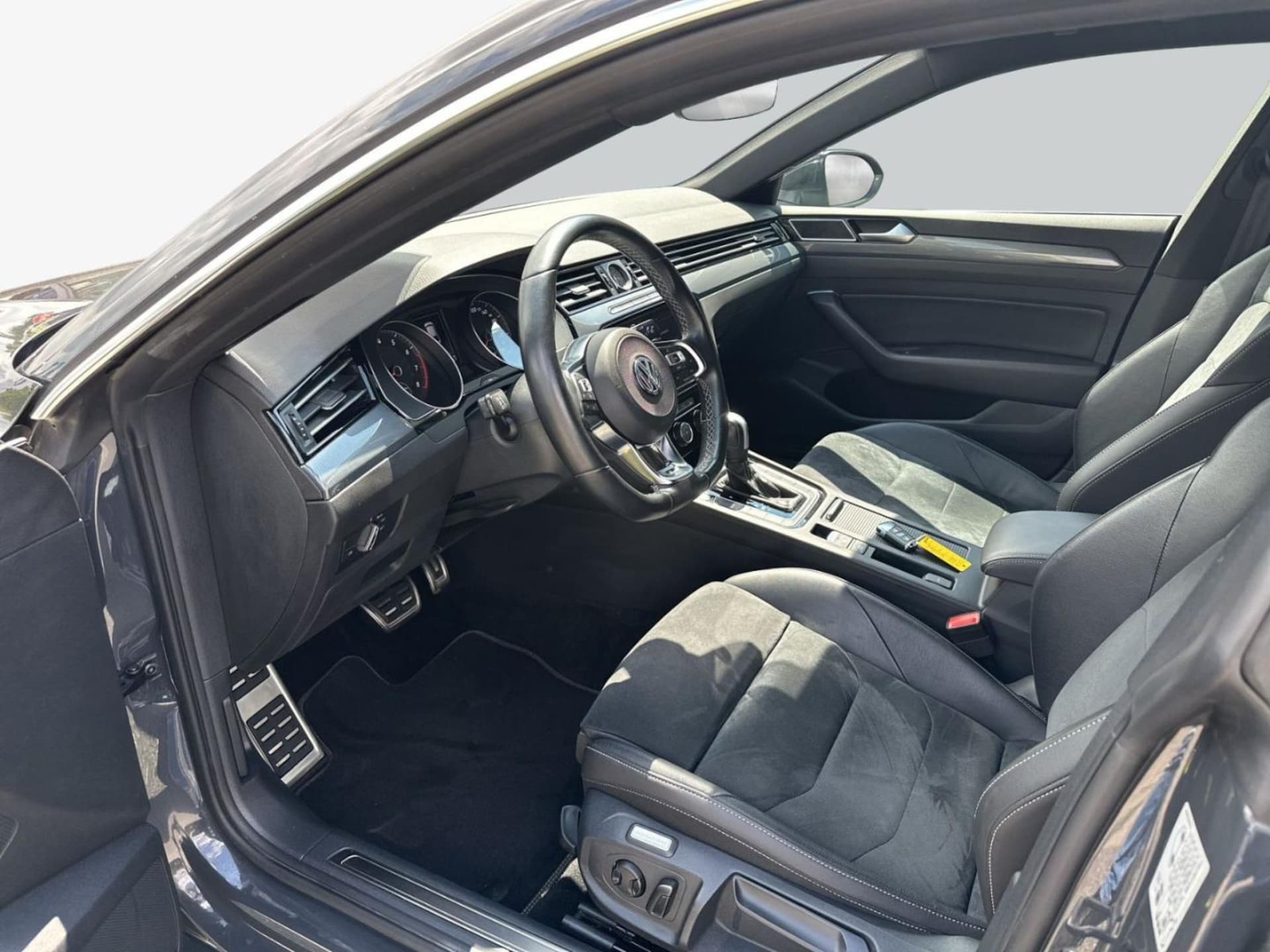 Volkswagen Arteon R-Line