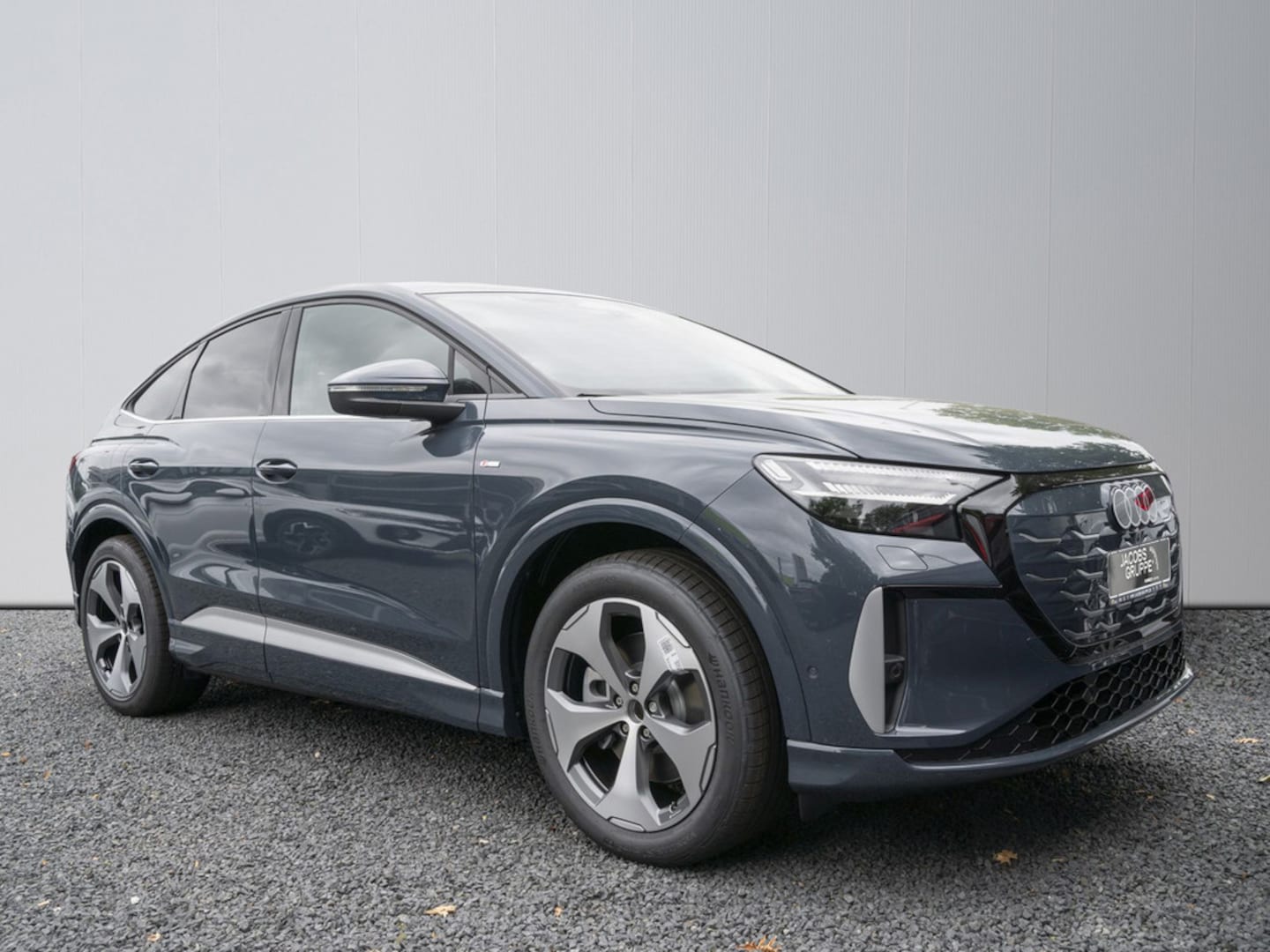 Bild über Audi Q4 Sportback e-tron e-tron performance 210 kW - für weitere Informationen kontaktieren Sie den Audi Partner