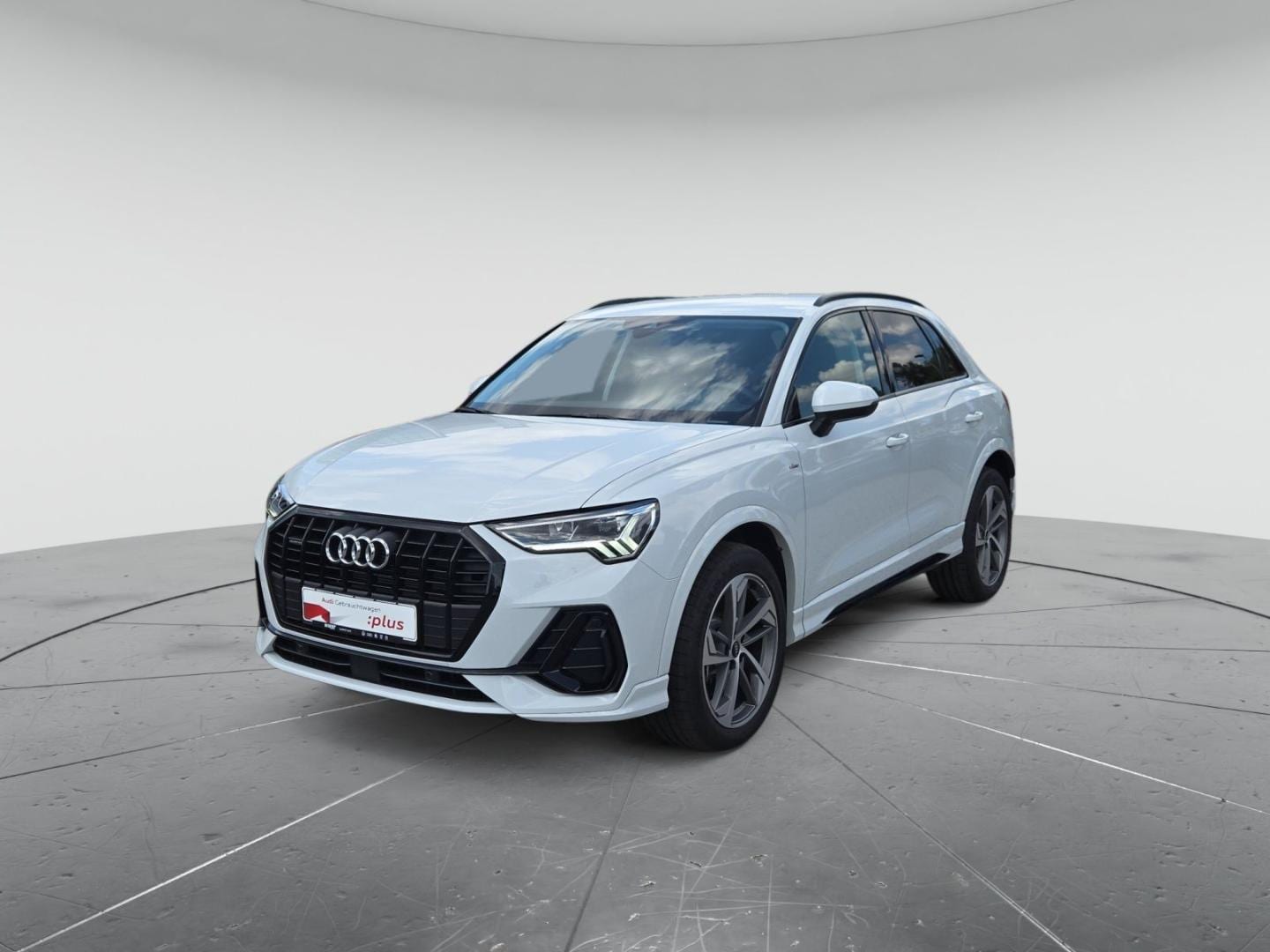 Bild über Audi Q3 TFSI quattro 140 kW S tronic - für weitere Informationen kontaktieren Sie den Audi Partner