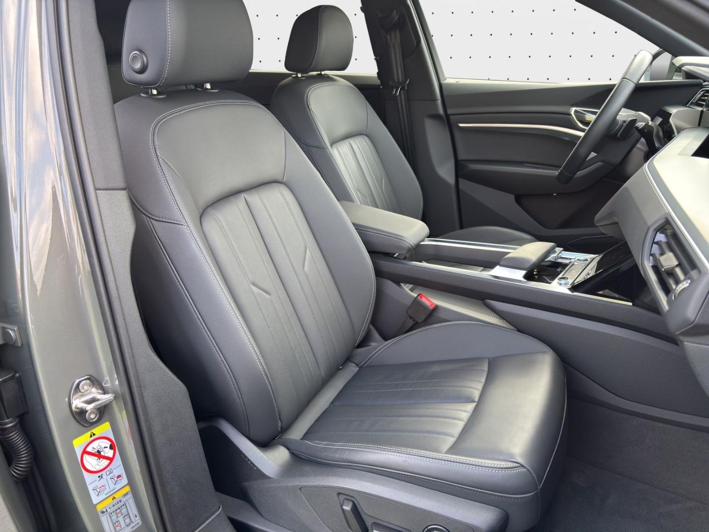 Image about Audi Q8 e-tron advanced 55 e-tron quattro