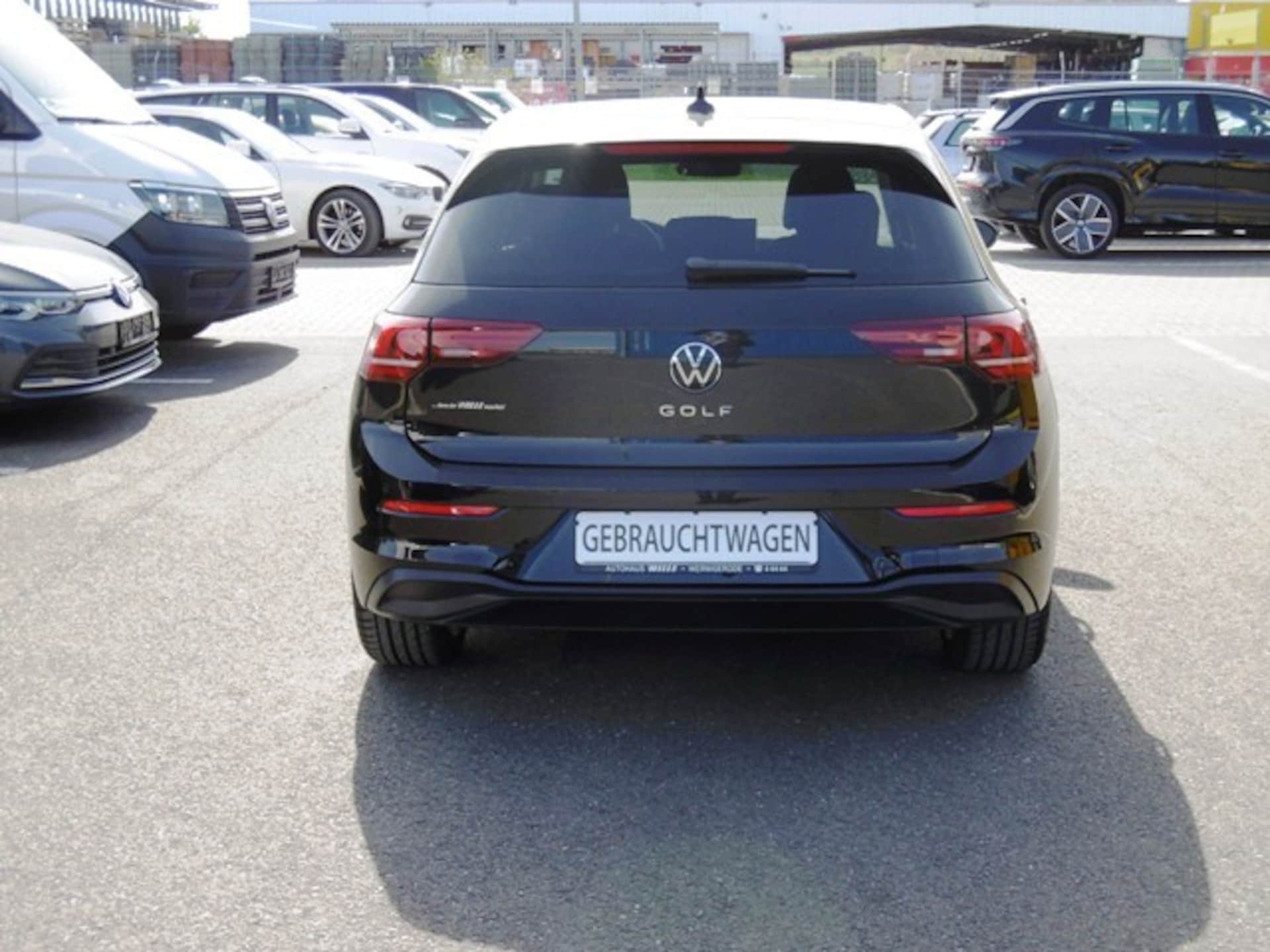 Volkswagen Golf Life
