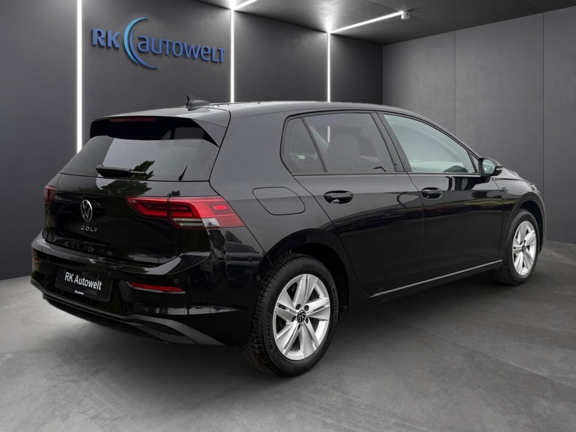 Volkswagen Golf Life
