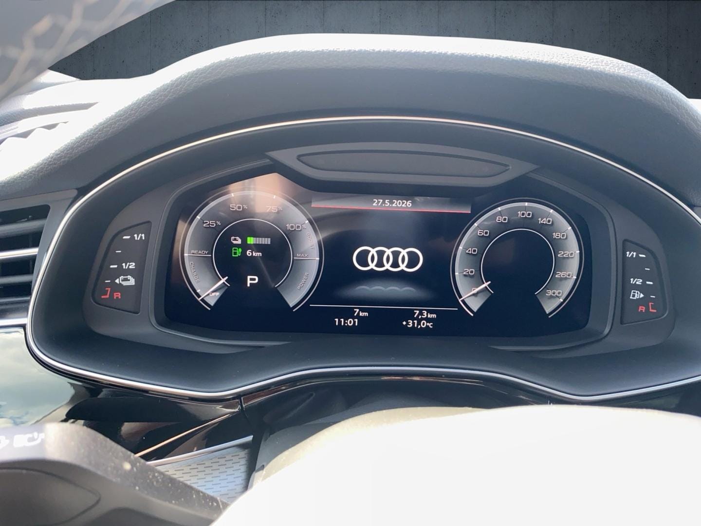 Bild über Audi Q7 SUV TFSI e S line business TFSI e quattro 360 kW tiptronic - für weitere Informationen kontaktieren Sie den Audi Partner