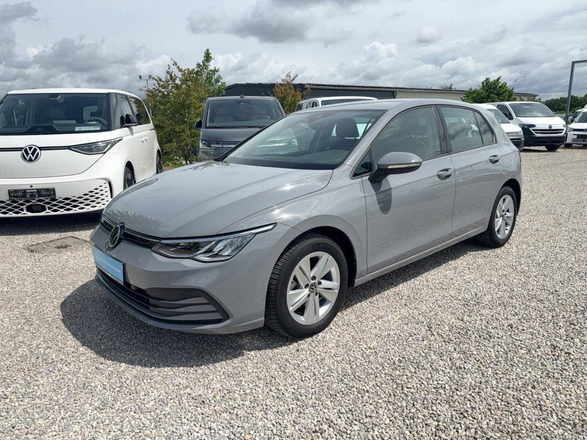 Volkswagen Golf Life