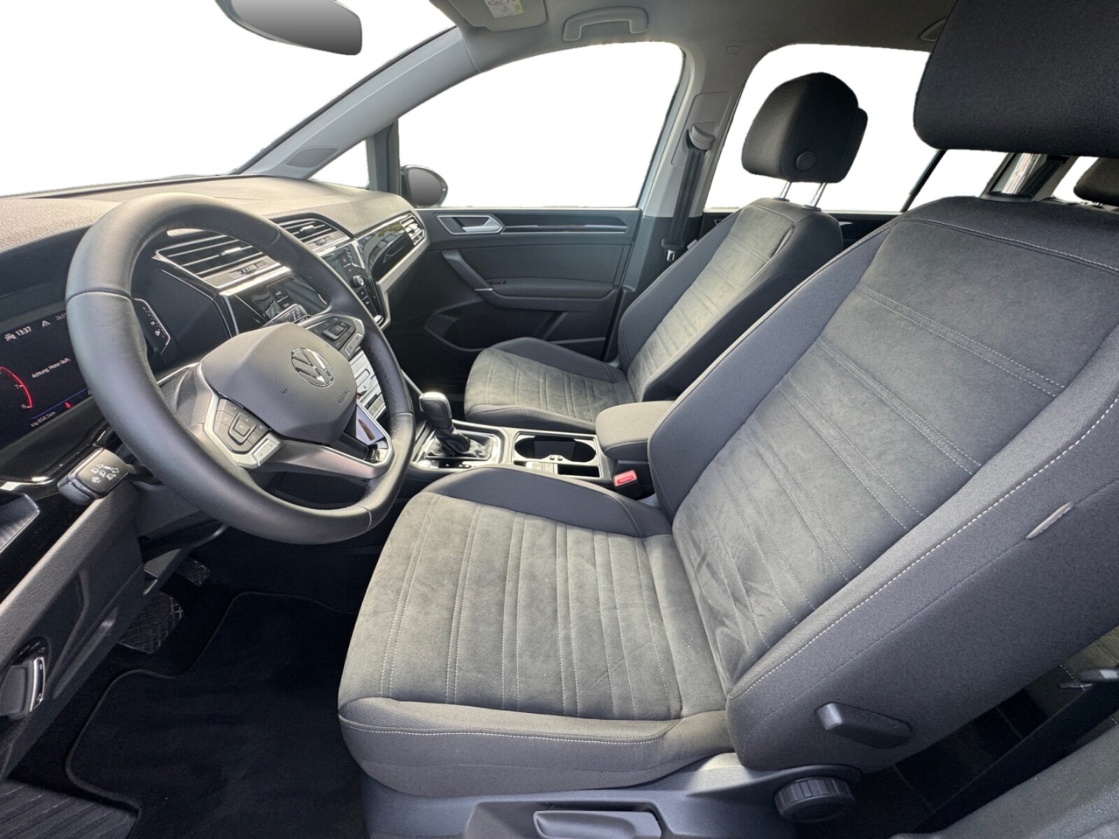 Volkswagen Touran – Bild 9