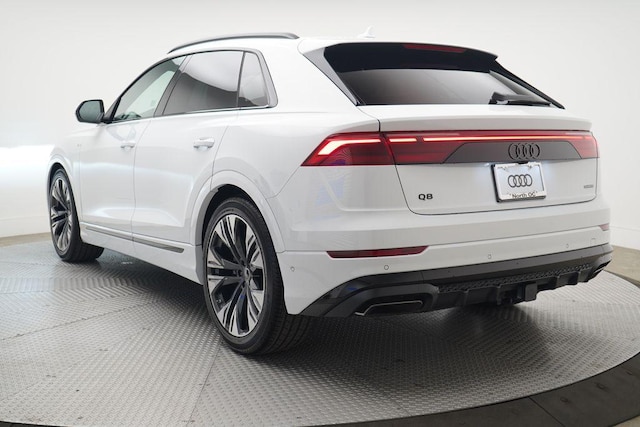 2026 Audi Q8