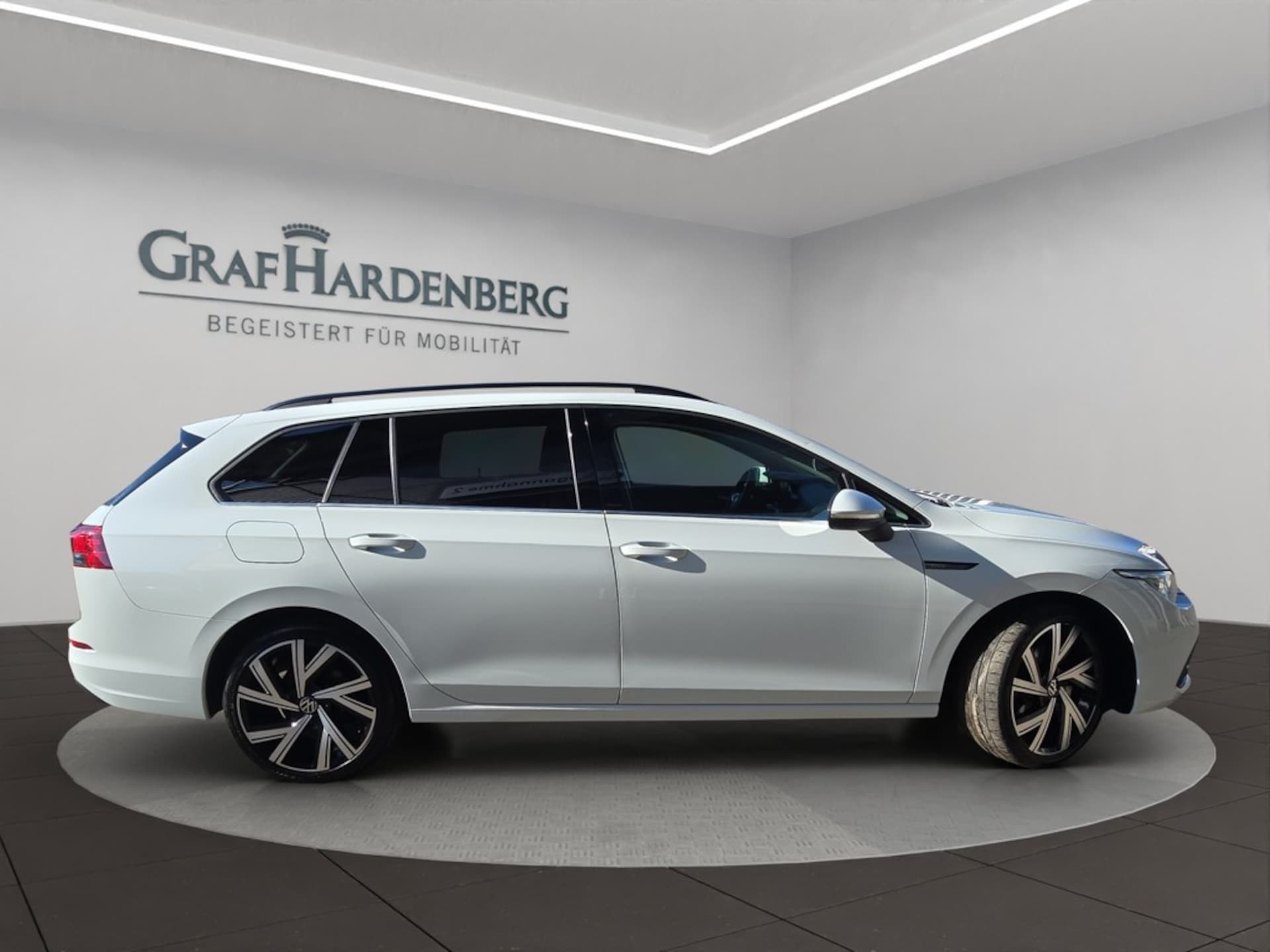 Volkswagen Golf Variant Style