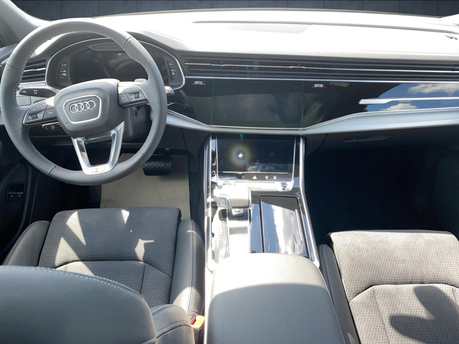 Audi Q7 – Bild 11